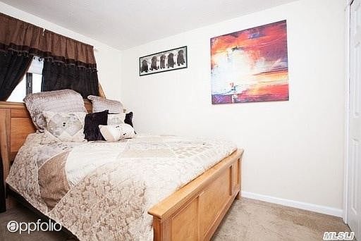2nd image of 25 Sequoia Dr