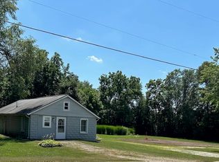 728 Hanna Dr, Pekin, IL 61554