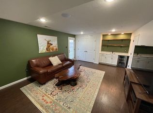 2604 Pointe View Dr, Mars, PA 16046