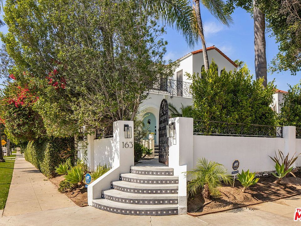 1st image of 163 S Larchmont Blvd