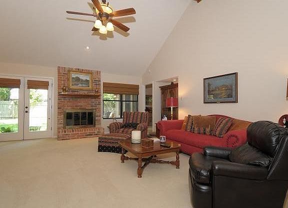 3rd image of 11810 Rain Forest Cv