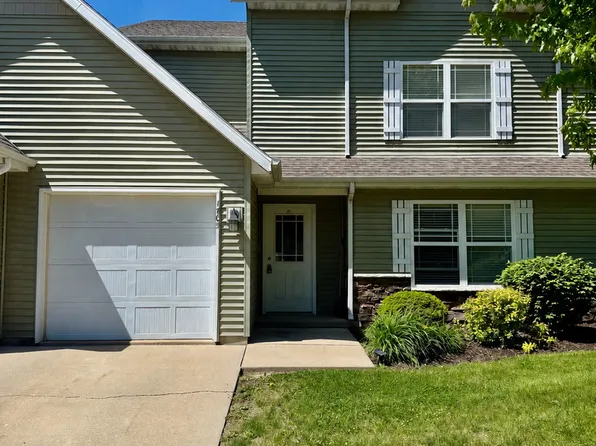 1705 W River St #B, Dixon, IL 61021