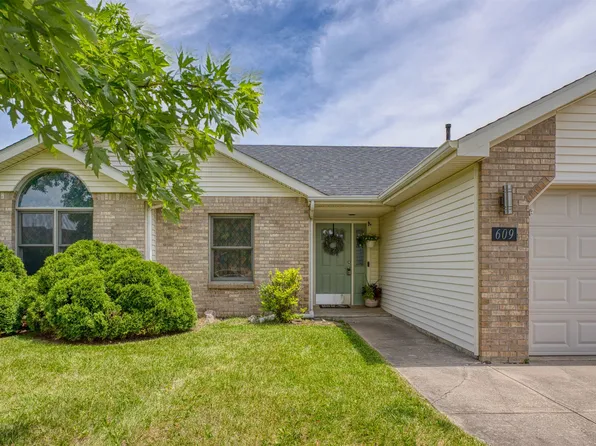 609 Sandalwood Dr, Ossian, IN 46777