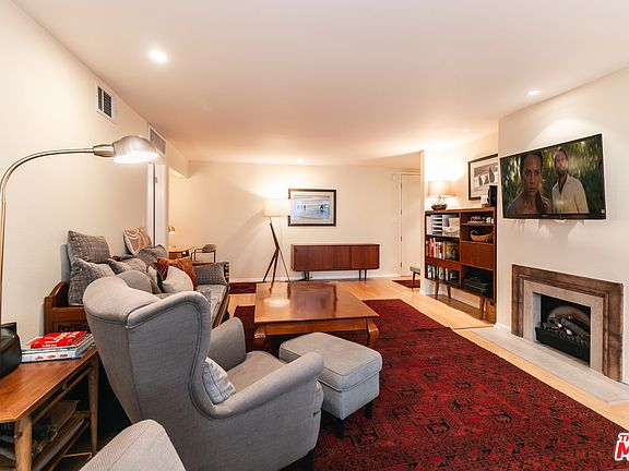 5th image of 11965 Gorham Ave APT 304