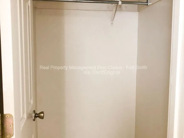 1447 Brazil Ave — Photo 10