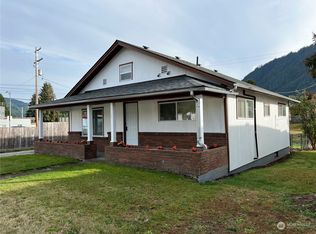 317 Main Ave, Morton, WA 98356