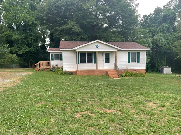 1012 Yancey St, Shelby, NC 28150