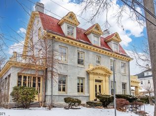 416 Ridge St, Newark, NJ 07104