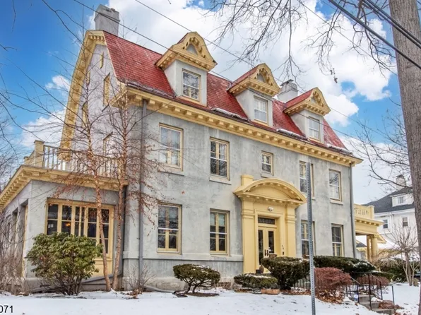 416 RIDGE, Newark City, NJ 07104