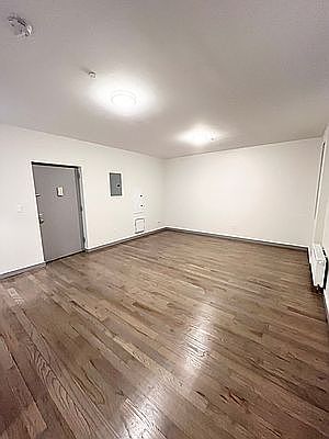 2nd image of 565 W 144th St #E