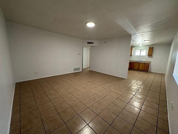 4th image of 5134 S 17th Ave #A