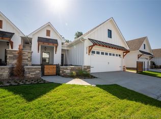 7719 S Redbud Ave, Broken Arrow, OK 74011