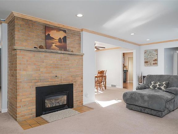 3rd image of 1245 Jewett Holmwood Rd