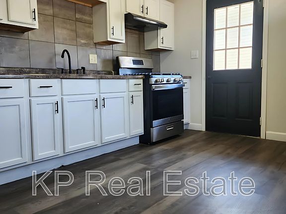 2nd image of 3060 Lee Ellen Pl