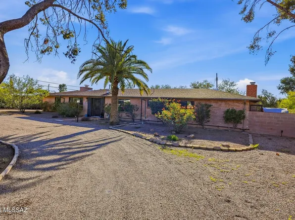 2621 N Swan Rd, Tucson, AZ 85712