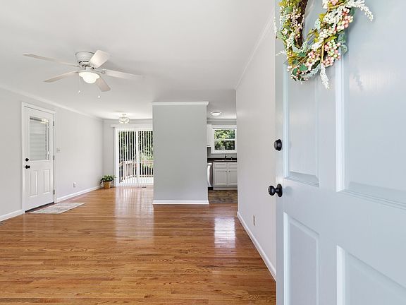 3rd image of 212 Berkley Ave