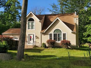 267 Spicebush Dr, East Stroudsburg, PA
