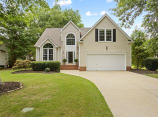 205 Fortuna Dr, Simpsonville, SC 29681