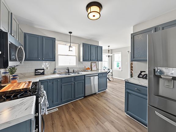 4th image of 8 Osage Pl