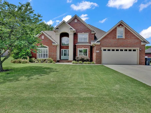 180 Derby Dr, Decatur, AL 35603