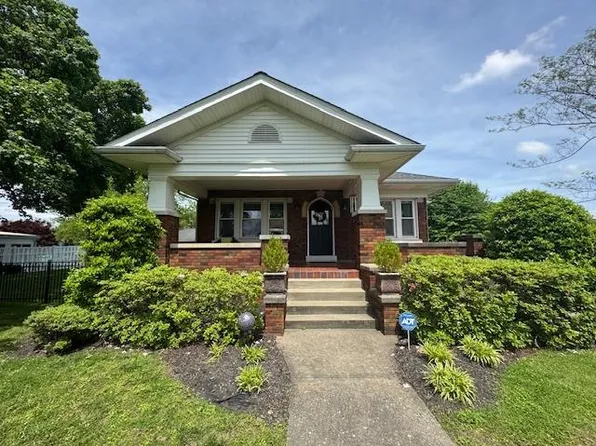 2555 Honeysuckle Ln, Henderson, KY 42420