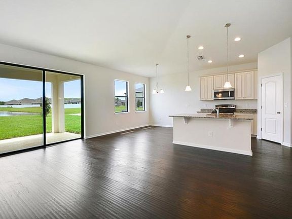 4th image of 12149 Ledbury Commons Dr