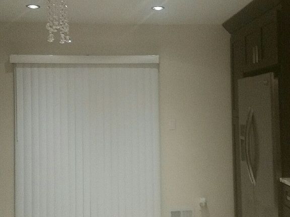 5th image of 30 Lillie Ln