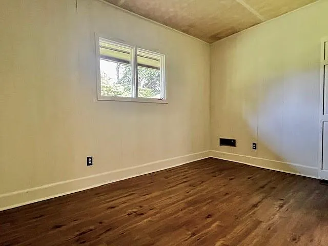 12610 Providence Rd — Photo 11