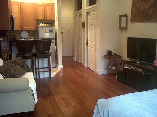 Rented by CNYC Apartments | media 30