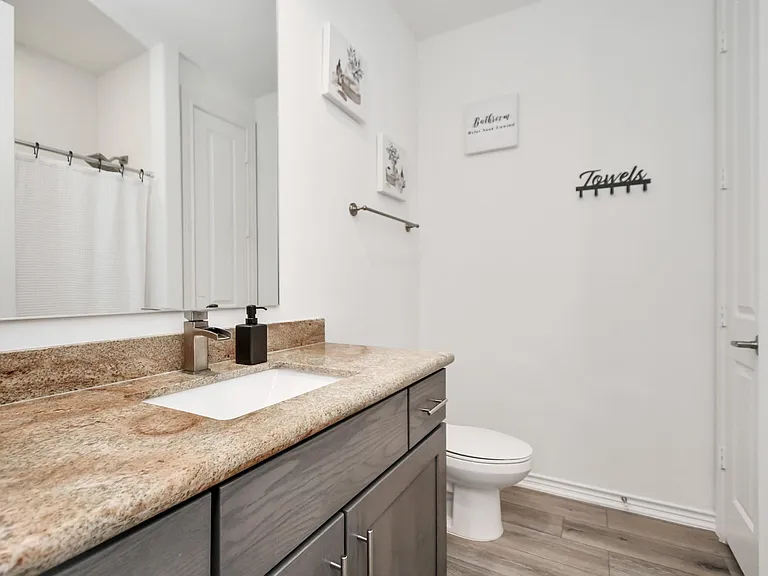 3243 Real St #A — Photo 35