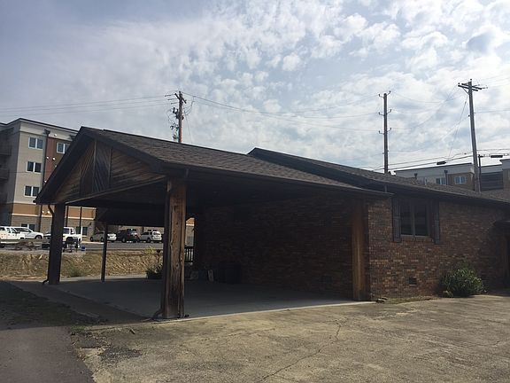 3rd image of 116 Lakeview Dr