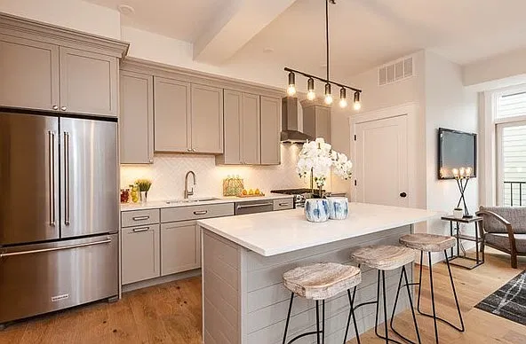 29 Woodbine St #107 — Photo 3