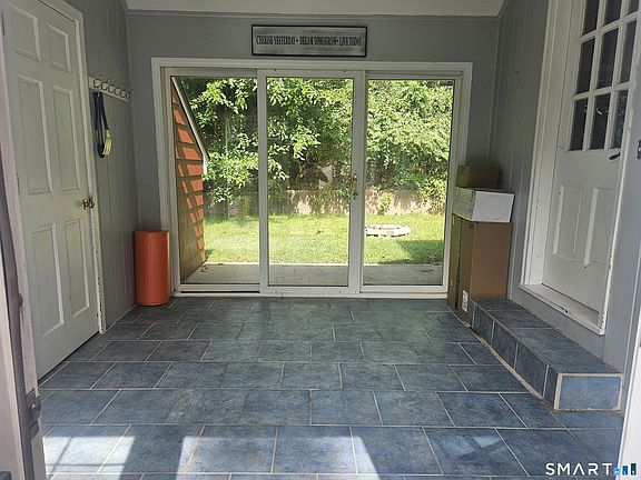 5th image of 309 Carter Lane