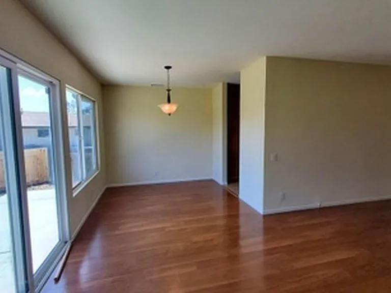 1934 El Verde Ct — Photo 3