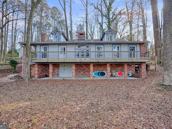 2nd image of 109 Mountain Park Rd