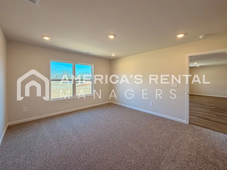 9945 Sequoyah Cove Dr SE — Photo 36