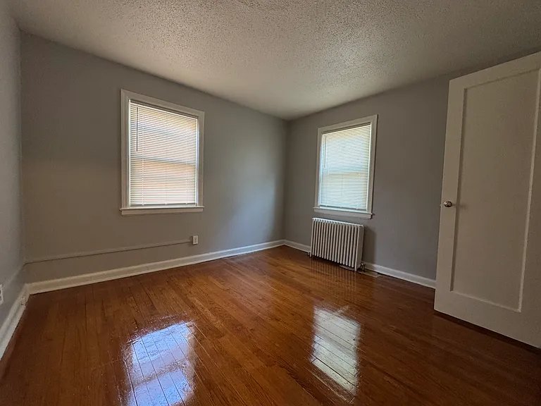 35-03 Hughes St #35-03 — Photo 7