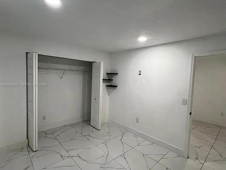15010 NE 7th Ave — Photo 10