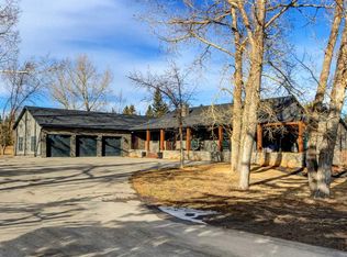 566 W Pine Creek Rdg, Heritage Pointe, AB T1S3V9