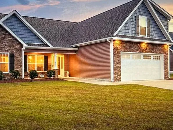 425 Cheltenham Dr, Greenville, NC 27834