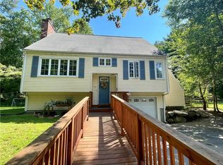 54 Fanning Ln, Smithfield, RI 02828