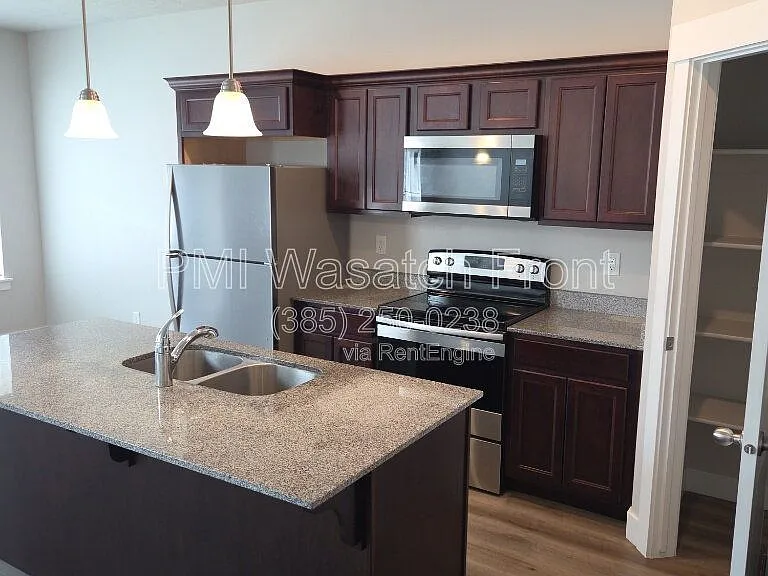 5317 W Wedel Dr — Photo 3
