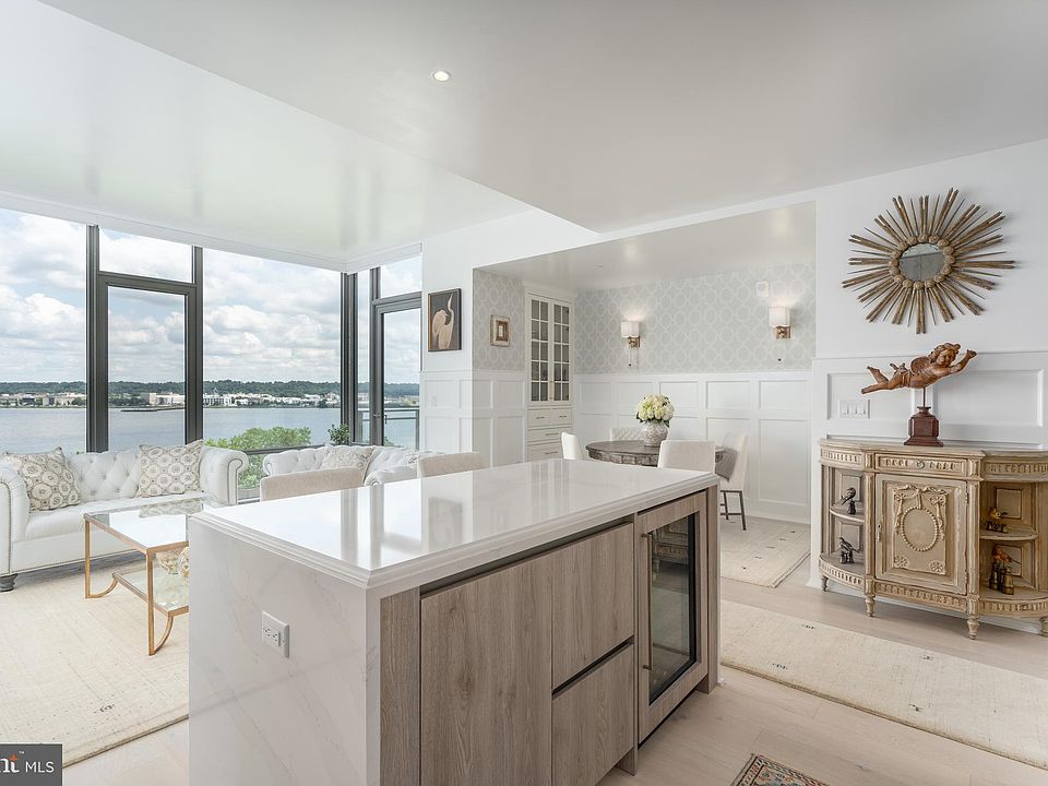 1st image of 1201 N Royal St #705