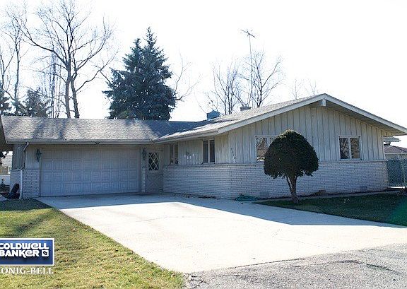 2nd image of 3012 Evergreen Dr