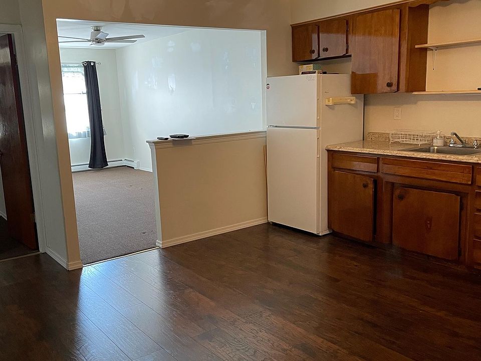 2nd image of 8827 Ransom St #1