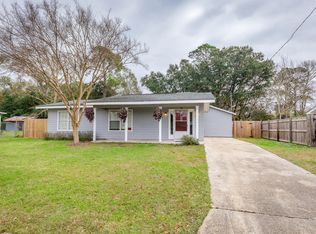 115 Sherwood Cir, Ocean Springs, MS 39564
