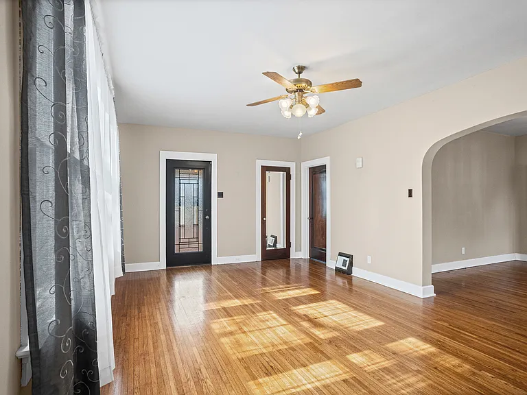 113 Orchard Dr — Photo 12