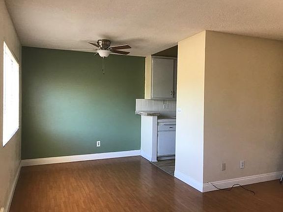 5th image of 7524 Haskell Ave APT 10