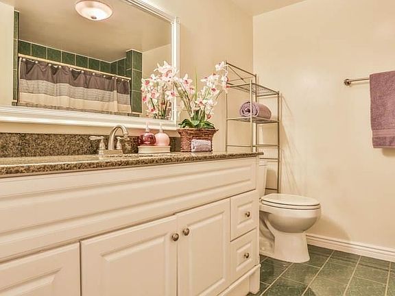 5th image of 17914 Magnolia Blvd Unit 214