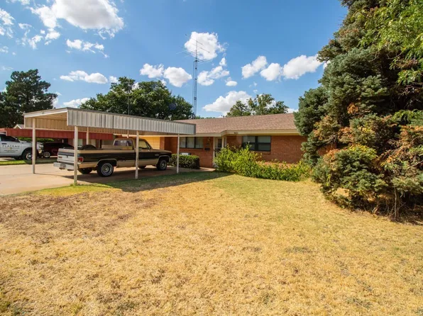 1420 Cherry Blossom Dr, Littlefield, TX 79339